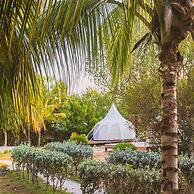 Marine Beach Club & Hotel By Tequendama