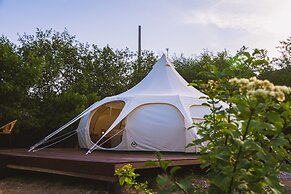 Marine Beach Club & Hotel By Tequendama