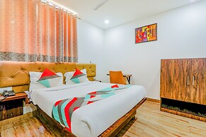 FabHotel The Mall Inn