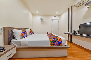 Fabhotel Prime Rudra