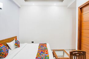 FabHotel Sunrise Noida Sector 56