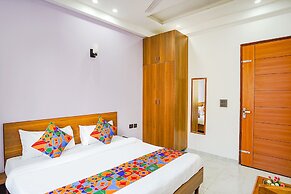 FabHotel Sunrise Noida Sector 56