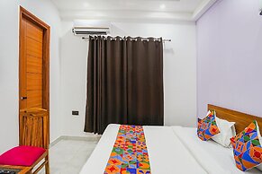 FabHotel Sunrise Noida Sector 56