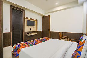 Fabhotel The Horizon