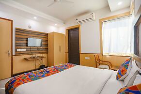 Fabhotel The Horizon