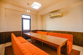 Fabhotel The Horizon