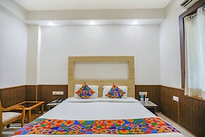 Fabhotel The Horizon