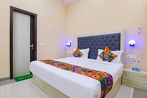 FabHotel Ashok Vihar