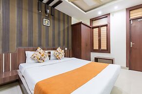 Fabhotel Shree Regency