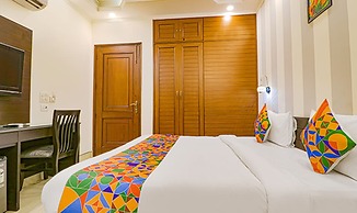 Fabhotel Rr Residency