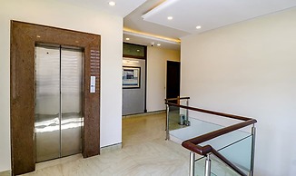 Fabhotel Rr Residency