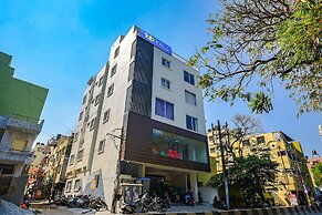 Fabhotel Gr Lake View