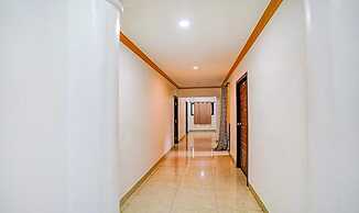 Fabexpress Lloyds Inn