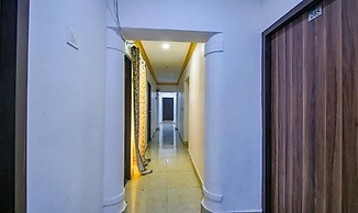 Fabexpress Lloyds Inn