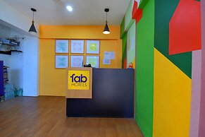 Fabhotel Aakiyo