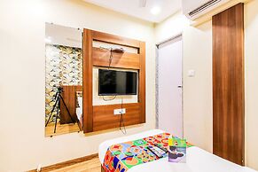 Fabhotel Arton Suite