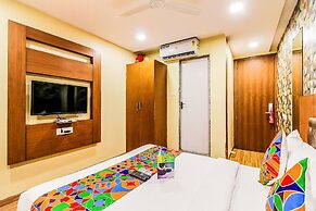 Fabhotel Arton Suite