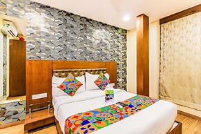 Fabhotel Arton Suite