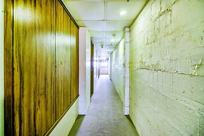 Fabhotel Crawford Inn