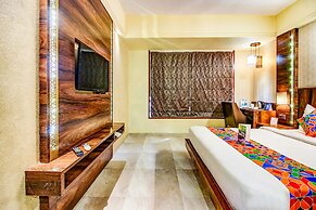 Fabhotel Crawford Inn