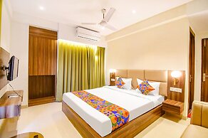 FabHotel Lake View Topsia