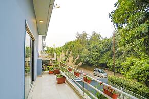 FabHotel F9 Noida Sector 51