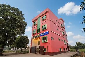 FabHotel Lumbini International