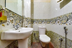 Fabhotel Achrol Palace