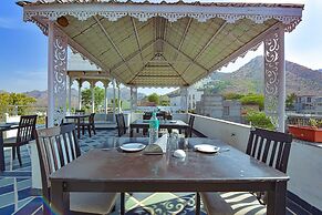 Fabhotel Achrol Palace