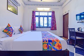 Fabhotel Achrol Palace