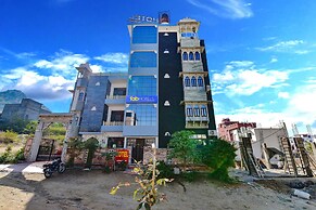 Fabhotel Achrol Palace