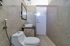 Fabhotel The Castle Homestay I