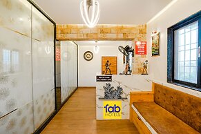 Fabhotel Viva House