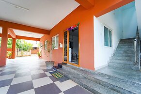 FabHotel Virksham Thrivyn