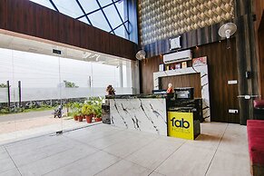 FabExpress Vistara Grand