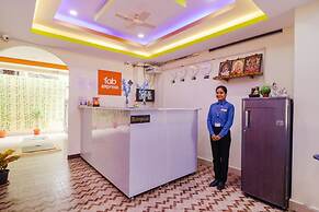 FabHotel Broholic Suites