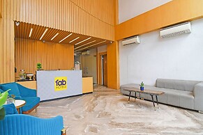 Fabhotel Kzar Select