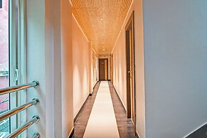 Fabhotel Kzar Select