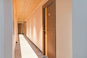 Fabhotel Kzar Select