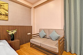 Fabhotel Kzar Select