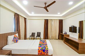 Fabhotel Kzar Select