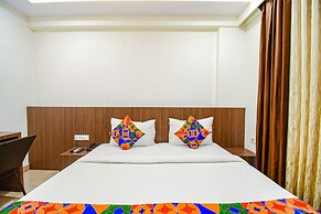 Fabhotel Kzar Select