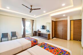 Fabhotel Kzar Select