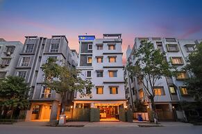 FabHotel Dreamworld Residency