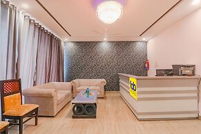 Fabhotel Silver Stone Inn