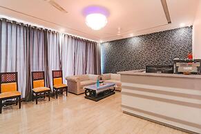 Fabhotel Silver Stone Inn