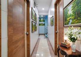 FabHotel White Gold