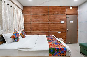 Fabexpress White Gold