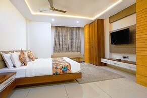 FabHotel Jewel Palace