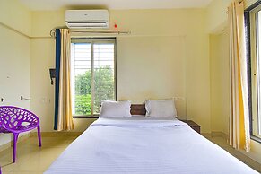 FabExpress Golden Leaf